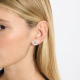 FLOWER STUD EARRINGS IN WHITE