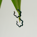 TWO TONES FLOWER EARRINGS IN EMERALD GREEN AND SAKURA PINK