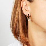 SINGLE LOOP EARRING IN BLACK