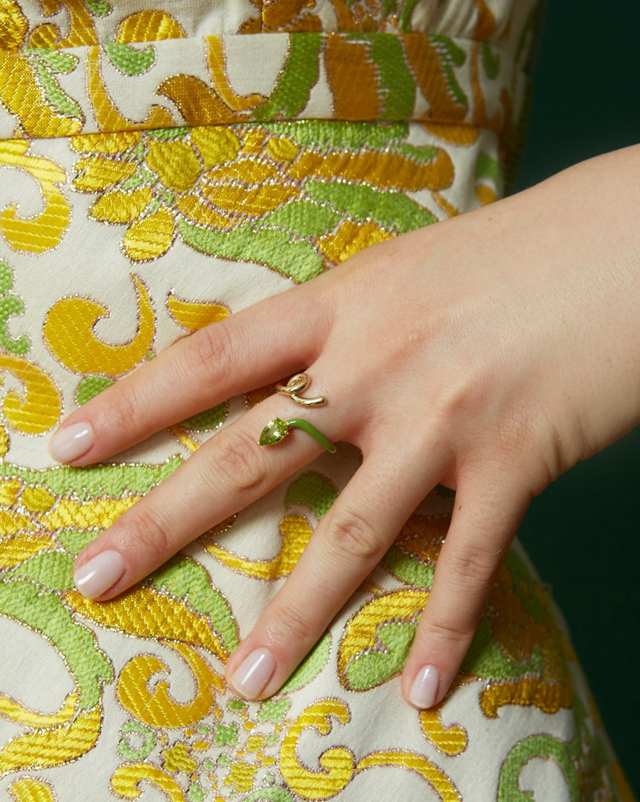 B HALF RING IN GOLD AND GREEN