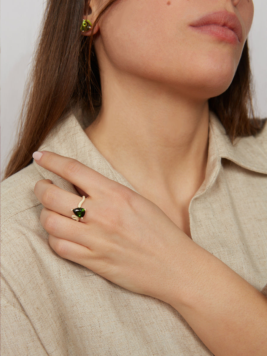 KIM RING IN PANNA WITH GREEN TOURMALINE